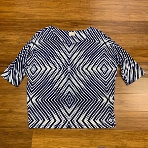 Chico's Geometric Print Top Womens‎ Medium Blue White Diamond Pattern 3/4 Blouse